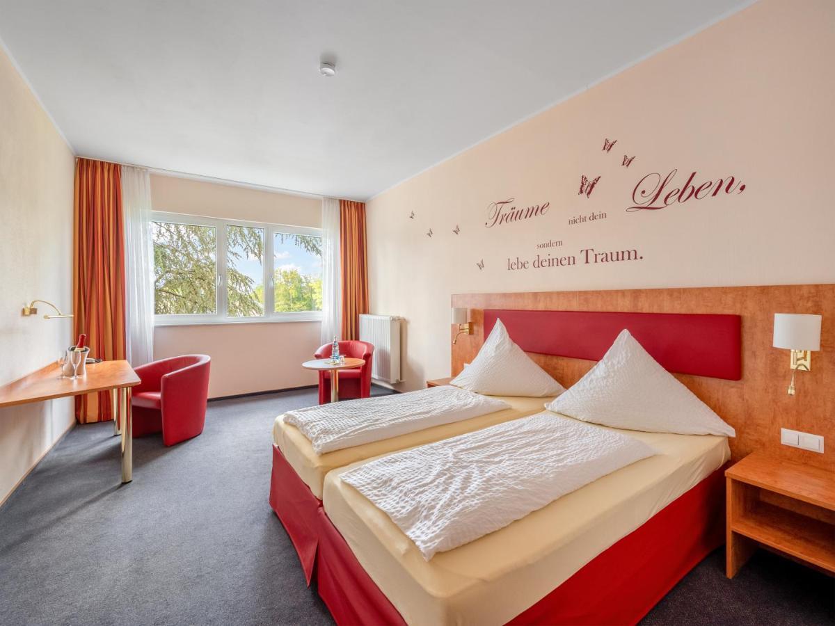 Hotel Haefner Bad Schonborn Exteriér fotografie